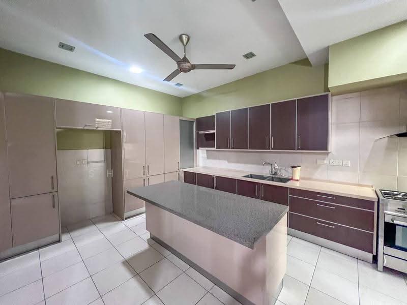 Rumah Teres 3-Tingkat untuk Dijual di Alam Damai (Cheras) - Shiqin Saidin - Kitchen - PropertyGuru.com.my