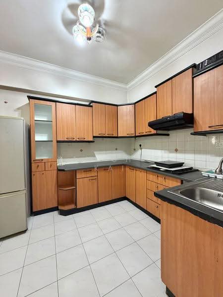 Condominium for Rent at Villa Emas - Gan Chun Kai - Kitchen - PropertyGuru.com.my
