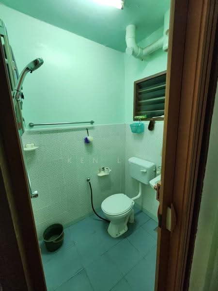 Apartment for Sale at Permai Apartment - Ken Lai - Bathroom - PropertyGuru.com.my