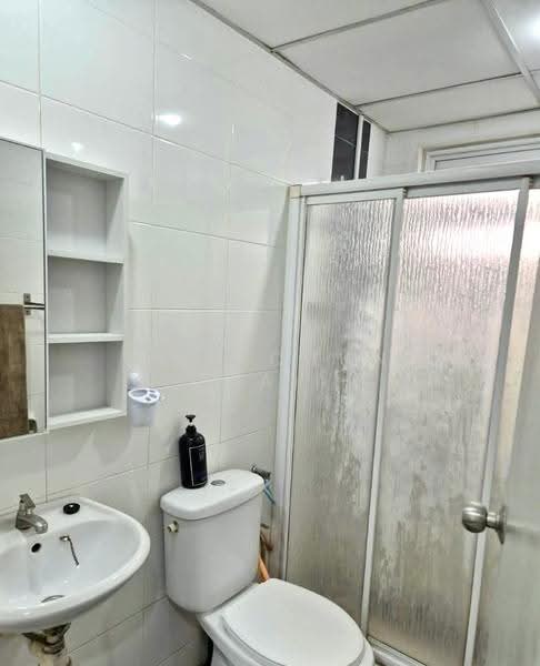 Kondominium untuk Disewa di The Spring - Gan Chun Kai - Bathroom - PropertyGuru.com.my