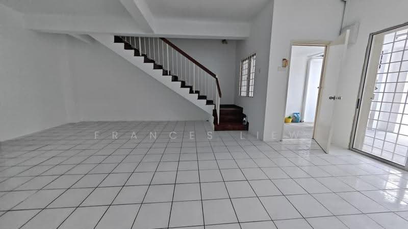 Rumah Teres 2-Tingkat untuk Dijual di Taman Puncak Jalil (Seri Kembangan) - Frances Liew - Interior - PropertyGuru.com.my