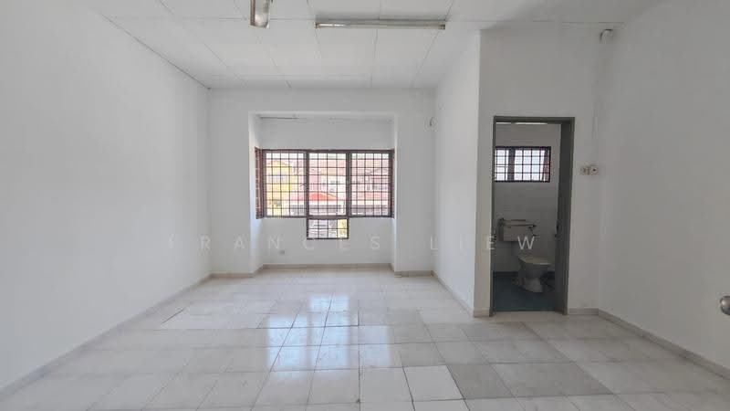 Rumah Teres 2-Tingkat untuk Dijual di Taman Puncak Jalil (Seri Kembangan) - Frances Liew - Interior - PropertyGuru.com.my