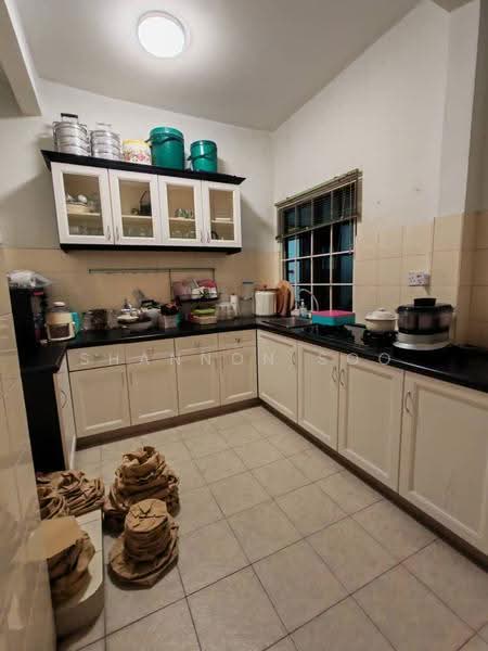 2-storey Terraced House for Sale in Taman Wawasan (Puchong) - Shannon Soo - Kitchen - PropertyGuru.com.my