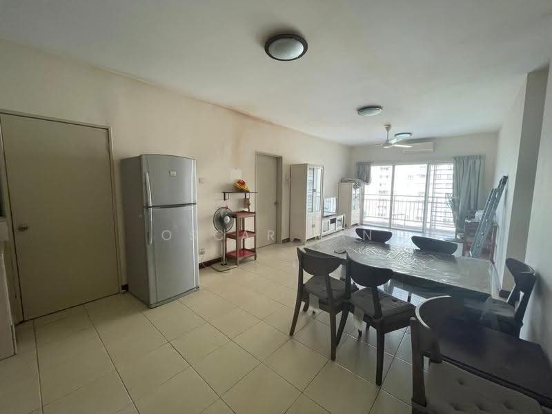 Kondominium untuk Dijual di Platinum Lake PV 12 - Oscar Tan - Living Room - PropertyGuru.com.my