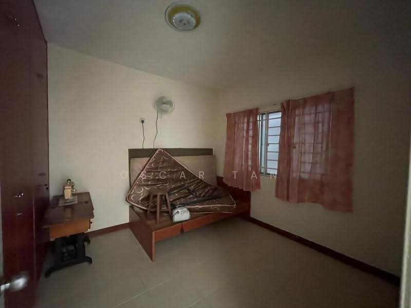 Kondominium untuk Dijual di Platinum Lake PV 12 - Oscar Tan - Bedroom - PropertyGuru.com.my