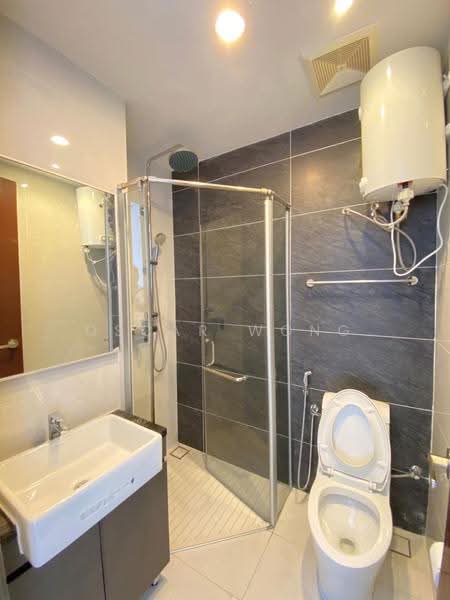 Condominium for Rent at Bay Laurel @ Country Garden Danga Bay - Oscar Wong - Bathroom - PropertyGuru.com.my