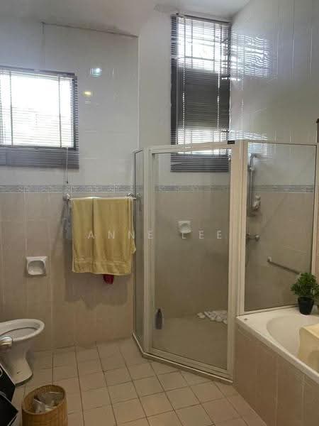 Semi-Detached House for Sale in Bayan Lepas (Penang) - Anne Lee - Bathroom - PropertyGuru.com.my