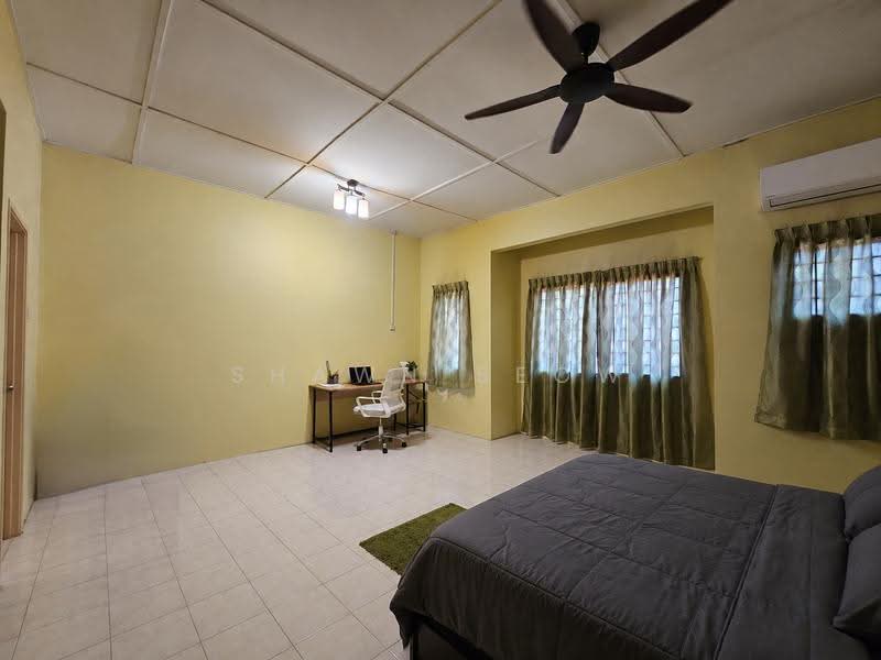 2-storey Terraced House for Sale in Seksyen 32 (Shah Alam) - Shawn Seow - Bedroom - PropertyGuru.com.my