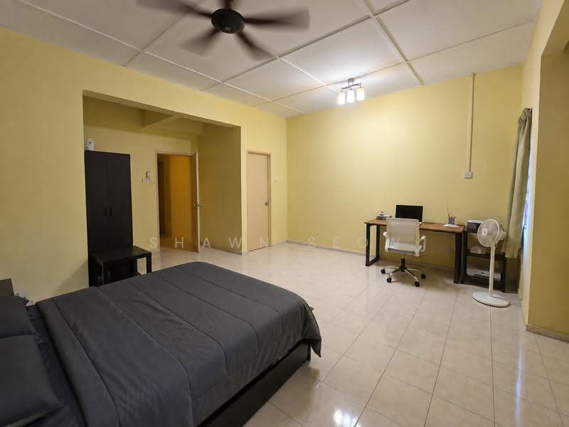 2-storey Terraced House for Sale in Seksyen 32 (Shah Alam) - Shawn Seow - Bedroom - PropertyGuru.com.my