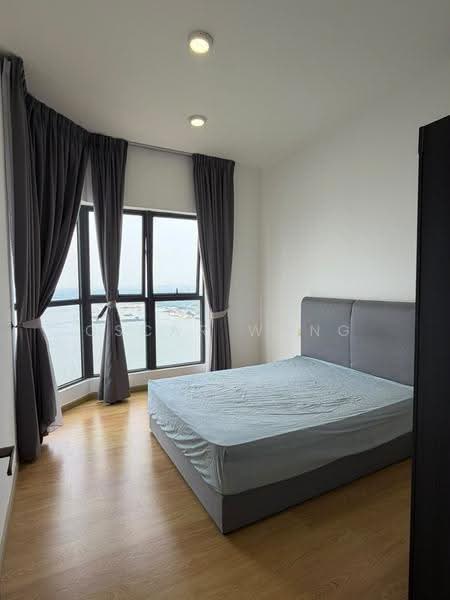 Condominium for Rent at Bay Laurel @ Country Garden Danga Bay - Oscar Wong - Bedroom - PropertyGuru.com.my