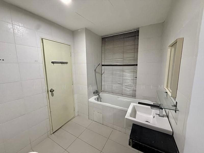 Condominium for Rent at Serin Residency - Hasniza - Bathroom - PropertyGuru.com.my