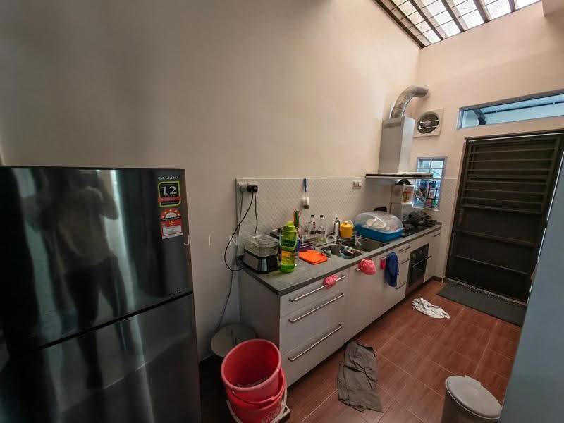 Cluster House for Sale in Bukit Indah 2 (Iskandar Puteri (Nusajaya)) - Jin Teok - Kitchen - PropertyGuru.com.my