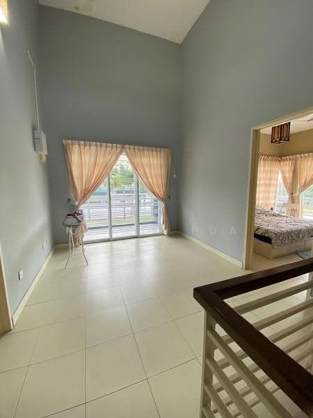 Rumah Teres 2-Tingkat untuk Dijual di Taman Seri Austin (Tebrau) - Nicole Pua - Living Room - PropertyGuru.com.my
