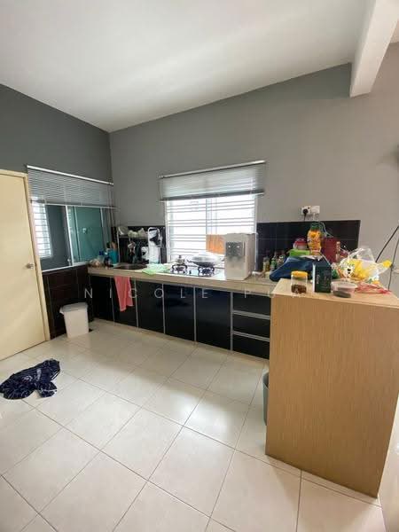 Rumah Teres 2-Tingkat untuk Dijual di Taman Seri Austin (Tebrau) - Nicole Pua - Kitchen - PropertyGuru.com.my