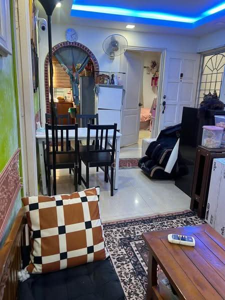 Rumah Flat untuk Dijual di Gugusan Seroja - HL Qua - Dining Room - PropertyGuru.com.my