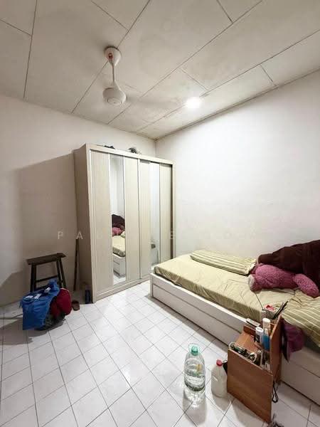 Semi-Detached House for Sale in Taman Megah Ria (Masai) - Pauline Goh - Bedroom - PropertyGuru.com.my