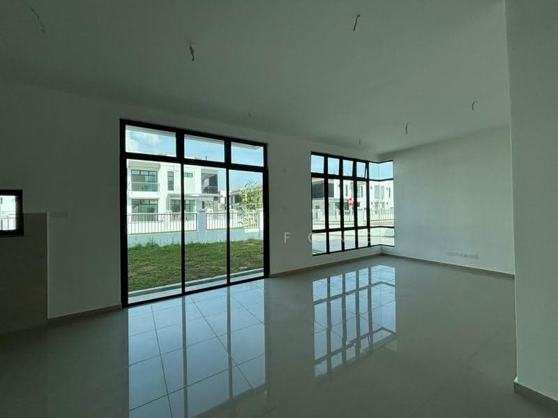 Cluster House for Rent in Taman Daya (Johor Bahru) - Yuki Fong - Living Room - PropertyGuru.com.my