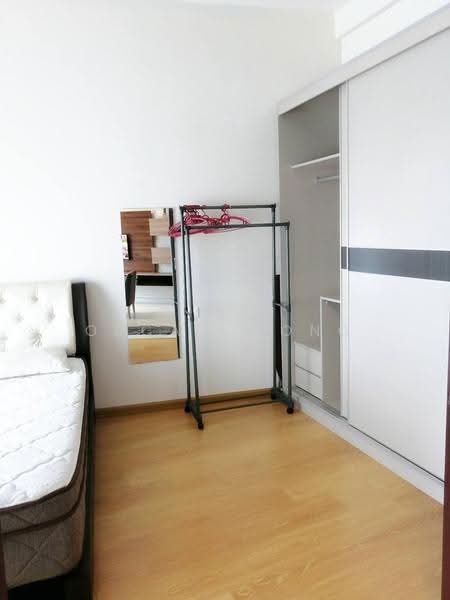 Condominium for Rent at Amberside @ Country Garden Danga Bay - Oscar Wong - Bedroom - PropertyGuru.com.my