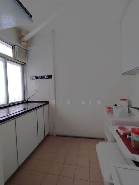 Kondominium untuk Dijual di Amadesa Resort Condominium - Chris Lim - Kitchen - PropertyGuru.com.my