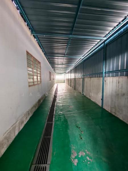 Semi-D Factory for Rent in Kawasan Perindustrian Ringan Bercham (Ipoh) - Jason Leong - Corridor - PropertyGuru.com.my