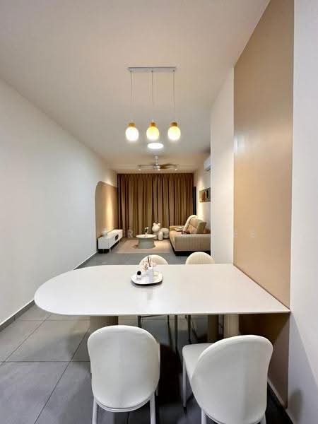 Kediaman Servis untuk Disewa di D'Ivo - Beatrice Lee - Living Room - PropertyGuru.com.my