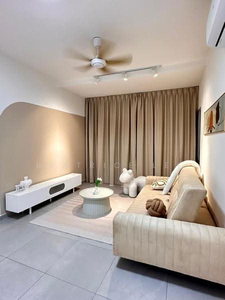 Kediaman Servis untuk Disewa di D'Ivo - Beatrice Lee - Living Room - PropertyGuru.com.my