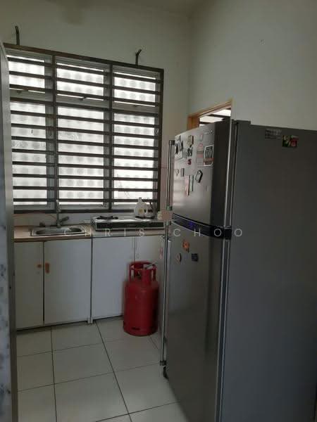 Pangsapuri untuk Disewa di Dahlia Court - Chris Choo - Kitchen - PropertyGuru.com.my