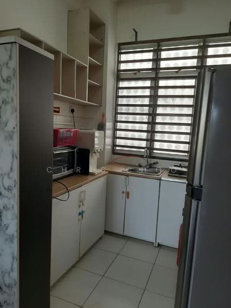 Pangsapuri untuk Disewa di Dahlia Court - Chris Choo - Kitchen - PropertyGuru.com.my