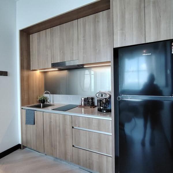 Kediaman Servis untuk Dijual di Q Suites @ Jesselton Quay - Junnie Kok - Kitchen - PropertyGuru.com.my
