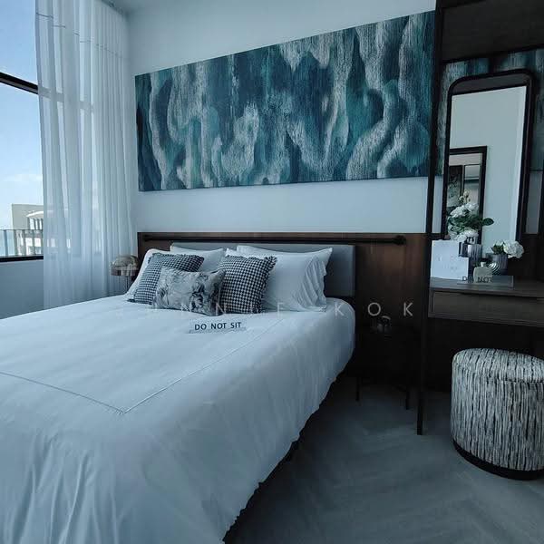 Kediaman Servis untuk Dijual di Q Suites @ Jesselton Quay - Junnie Kok - Bedroom - PropertyGuru.com.my