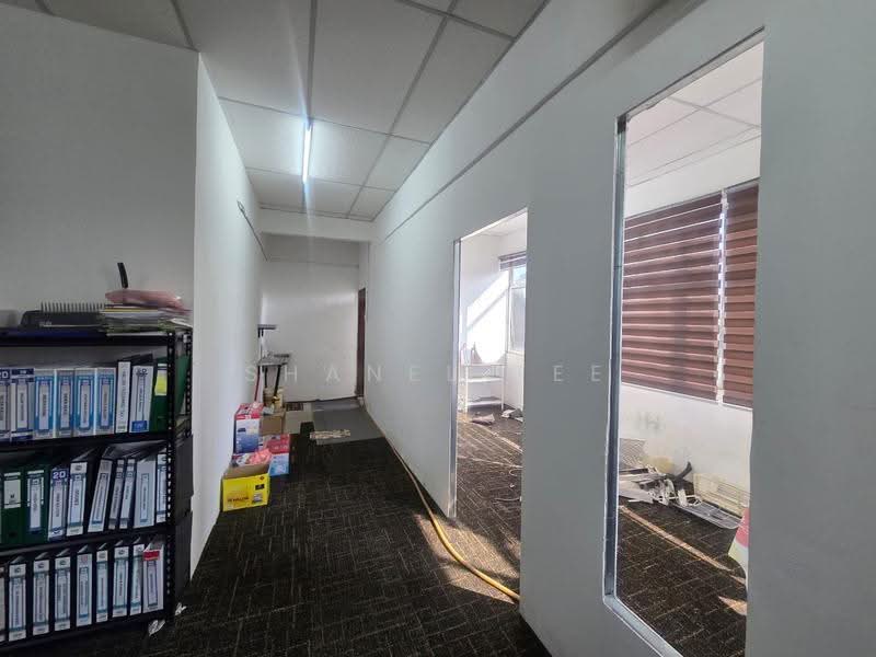 Kedai untuk Dijual di Taman Perindustrian Wawasan (Kluang) - Shanel Tee - Interior - PropertyGuru.com.my