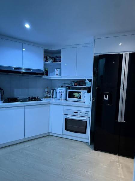 Kondominium untuk Dijual di Pantai Panorama Condominiums - Ivan Tan - Kitchen - PropertyGuru.com.my