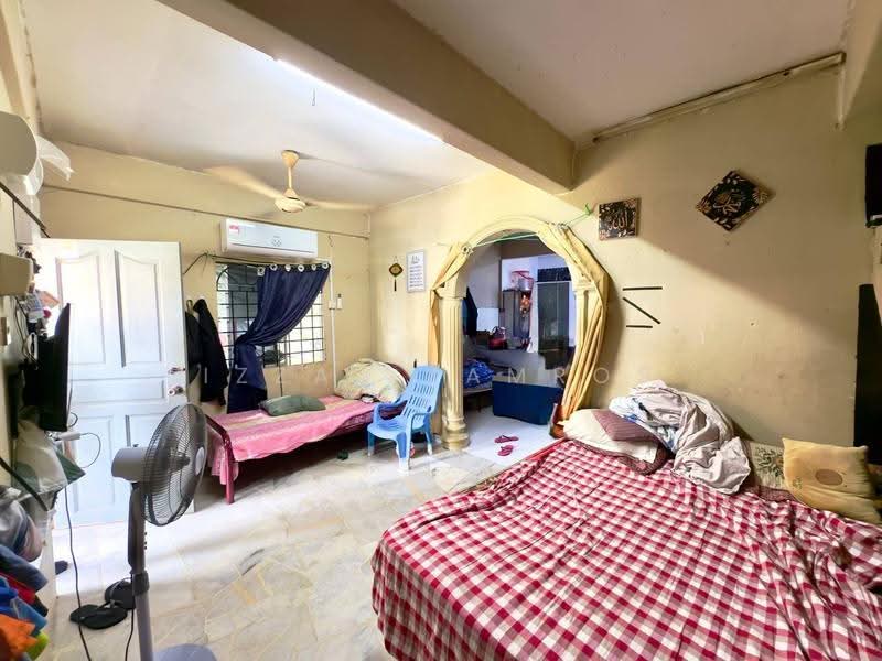 2-storey Terraced House for Sale in Taman Cheras Jaya (Cheras) - Izzat Zamros - Bedroom - PropertyGuru.com.my