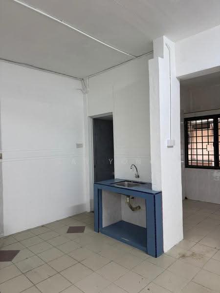 Shop for Rent in Desa Aman Puri (Kepong) - Jay Yong - Kitchen - PropertyGuru.com.my