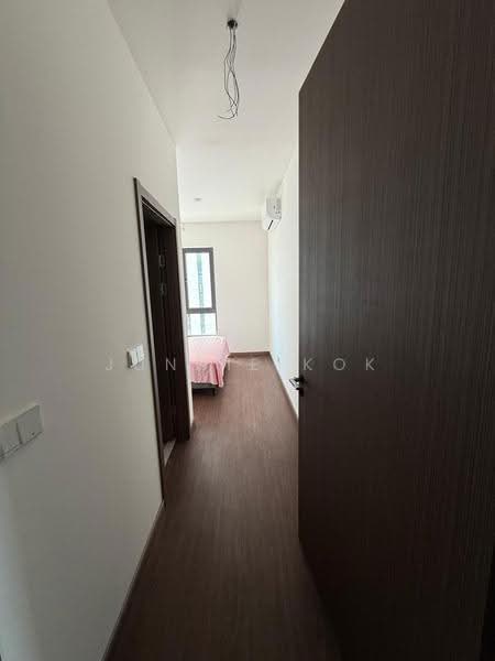 Condominium for Sale at Jesselton Twin Towers - Junnie Kok - Corridor - PropertyGuru.com.my