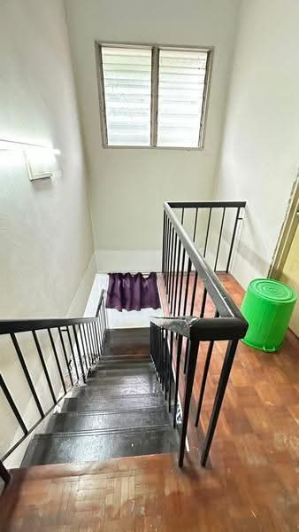 Rumah Teres 2-Tingkat untuk Dijual di Taman Universiti Indah (Seri Kembangan) - Benny Lee - PropertyGuru.com.my
