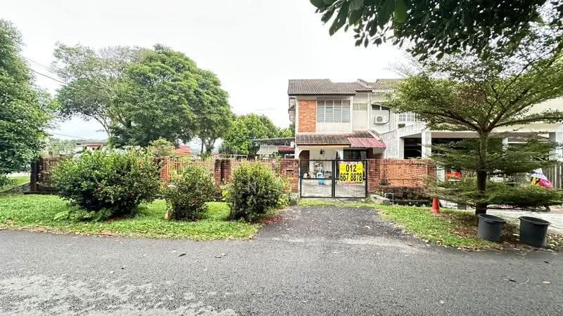 Rumah Teres 2-Tingkat untuk Dijual di Taman Universiti Indah (Seri Kembangan) - Benny Lee - PropertyGuru.com.my