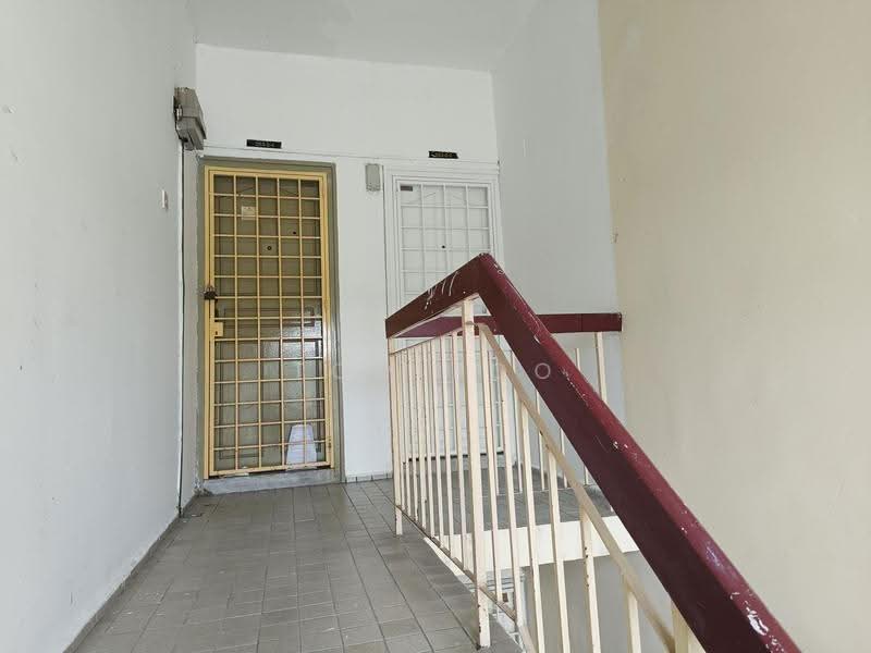 Pangsapuri untuk Disewa di Casa Ria - Tom Foo - Corridor - PropertyGuru.com.my