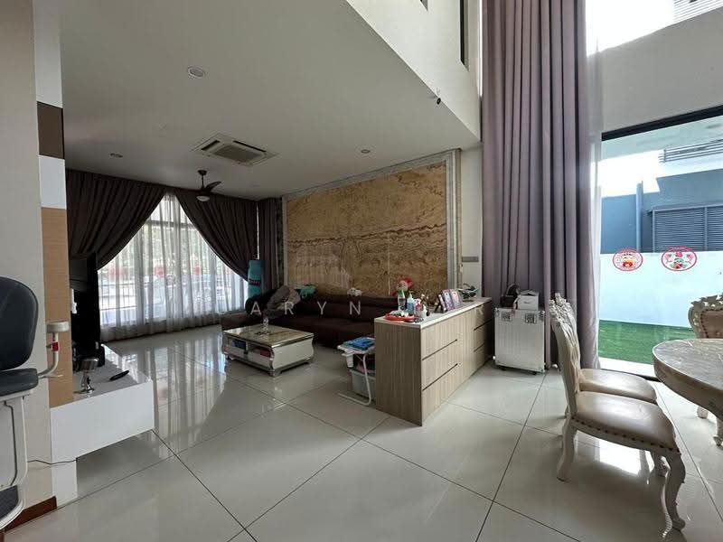 Bungalow House for Sale in Senibong Cove (Masai) - Caryn Ter - Living Room - PropertyGuru.com.my