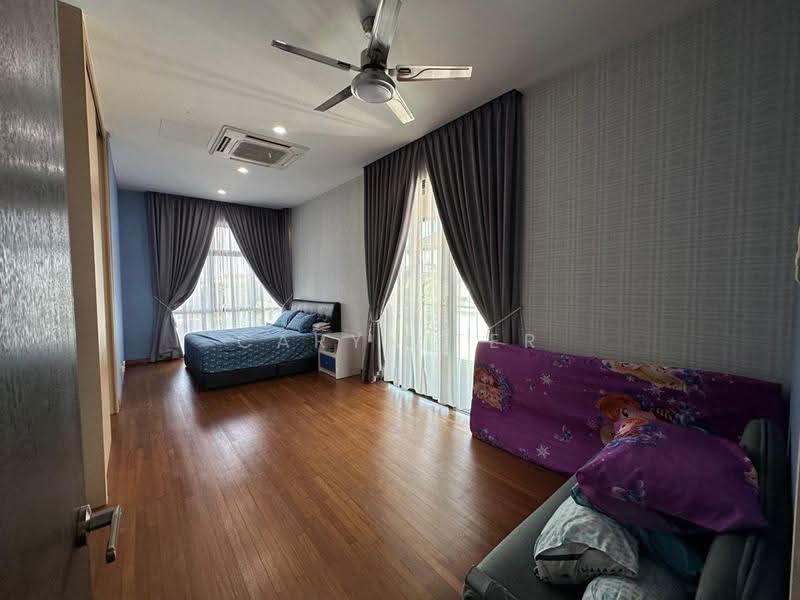 Bungalow House for Sale in Senibong Cove (Masai) - Caryn Ter - Bedroom - PropertyGuru.com.my