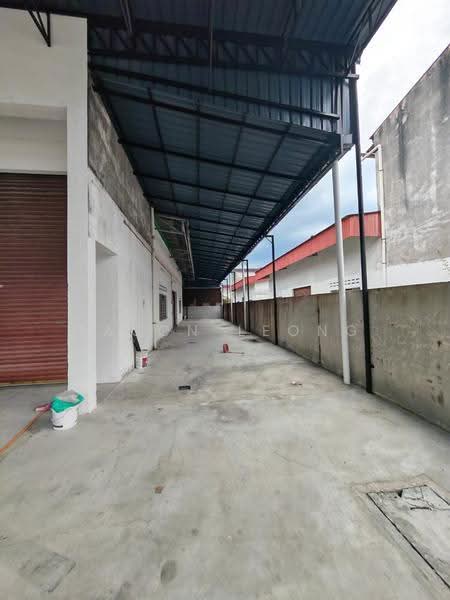 Semi-D Factory for Rent in Kawasan Perindustrian Pengkalan (Lahat) - Jason Leong - Exterior - PropertyGuru.com.my