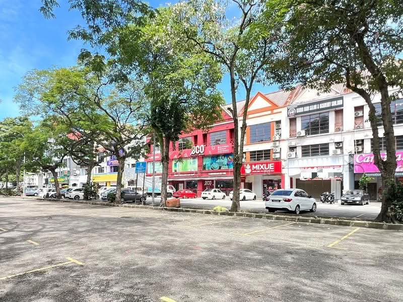 Kedai untuk Disewa di PJS 8, Sunway Mentari (Petaling Jaya) - Keanu Tan - Exterior - PropertyGuru.com.my