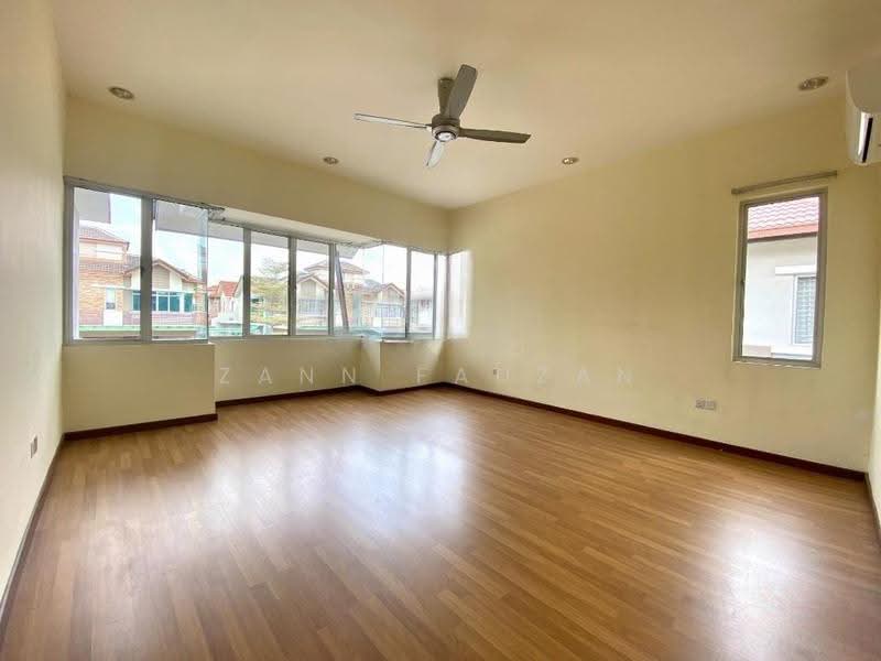 Rumah Kluster untuk Disewa di Taman Anggun (Rawang) - Zann Fauzan - Living Room - PropertyGuru.com.my