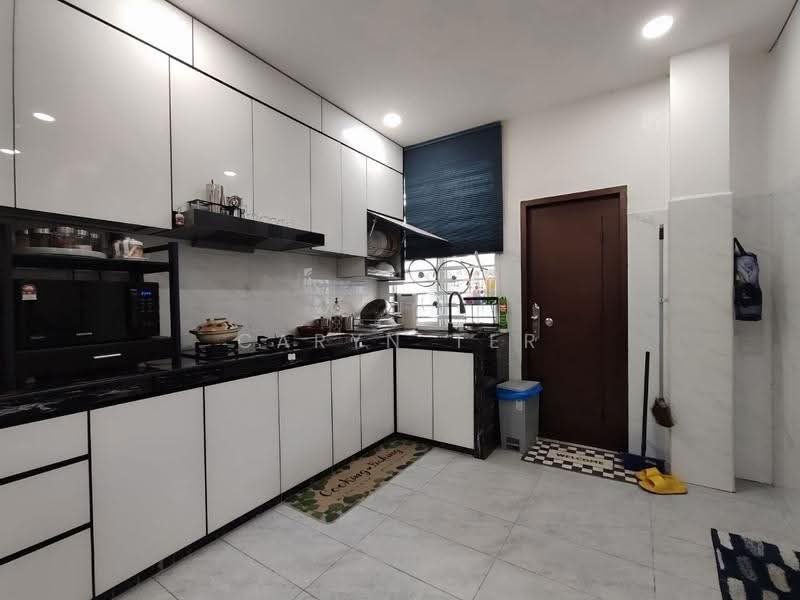2-storey Terraced House for Sale in Senai (Kulai) - Caryn Ter - Kitchen - PropertyGuru.com.my