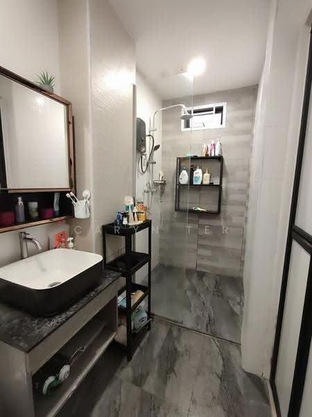 2-storey Terraced House for Sale in Senai (Kulai) - Caryn Ter - Bathroom - PropertyGuru.com.my