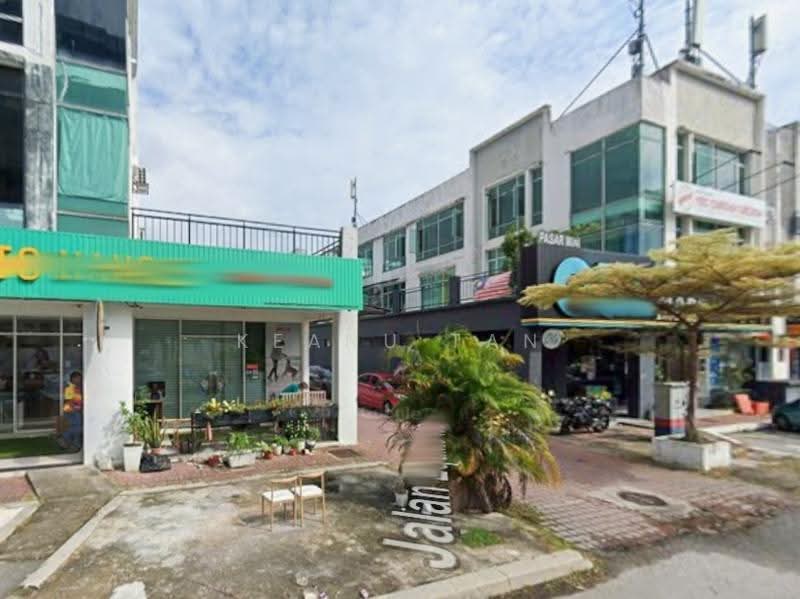 Shop for Rent in Taman Equine (Seri Kembangan) - Keanu Tan - Exterior - PropertyGuru.com.my