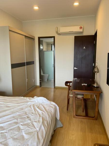 Condominium for Rent at Amberside @ Country Garden Danga Bay - Tycia Law - Bedroom - PropertyGuru.com.my