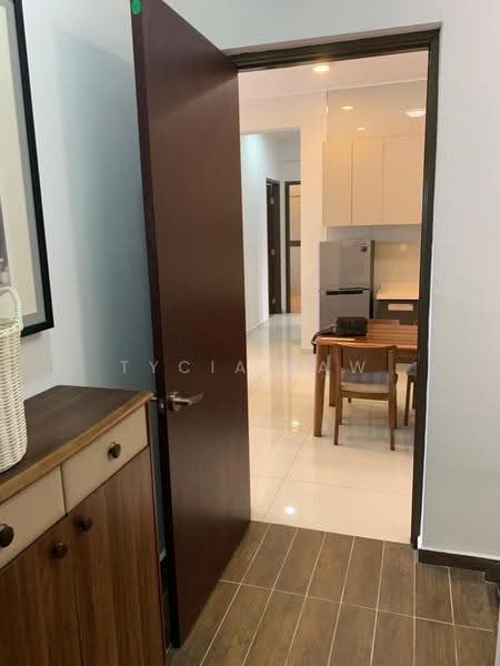 Condominium for Rent at Amberside @ Country Garden Danga Bay - Tycia Law - Kitchen - PropertyGuru.com.my