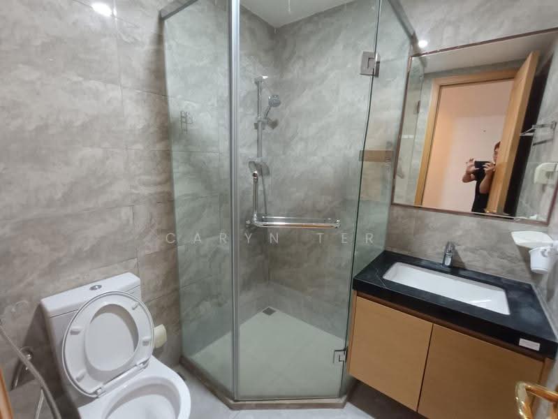 Service Residence for Rent at R&F Princess Cove Phase 1 - Caryn Ter - Bathroom - PropertyGuru.com.my