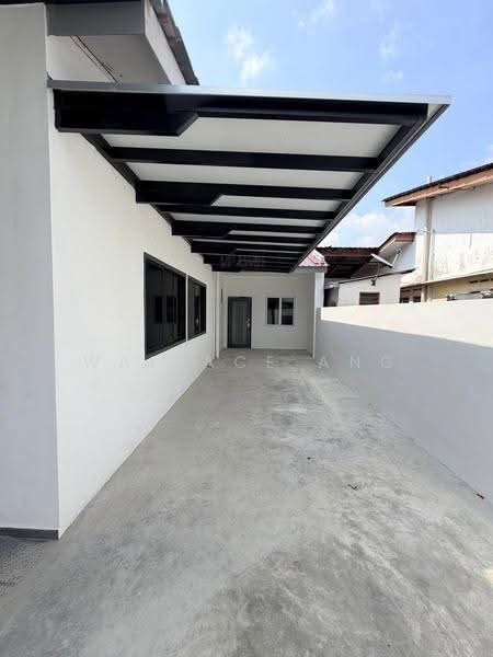 Rumah Berkembar untuk Dijual di Taman Bunga Ros (Tebrau) - Wallace Ang - Exterior - PropertyGuru.com.my